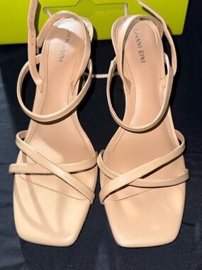 Gianni Bini Blush Nude Strappy Slingback Sandals